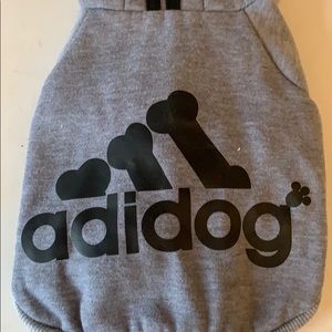 Small dog’s Adidog outfit size medium